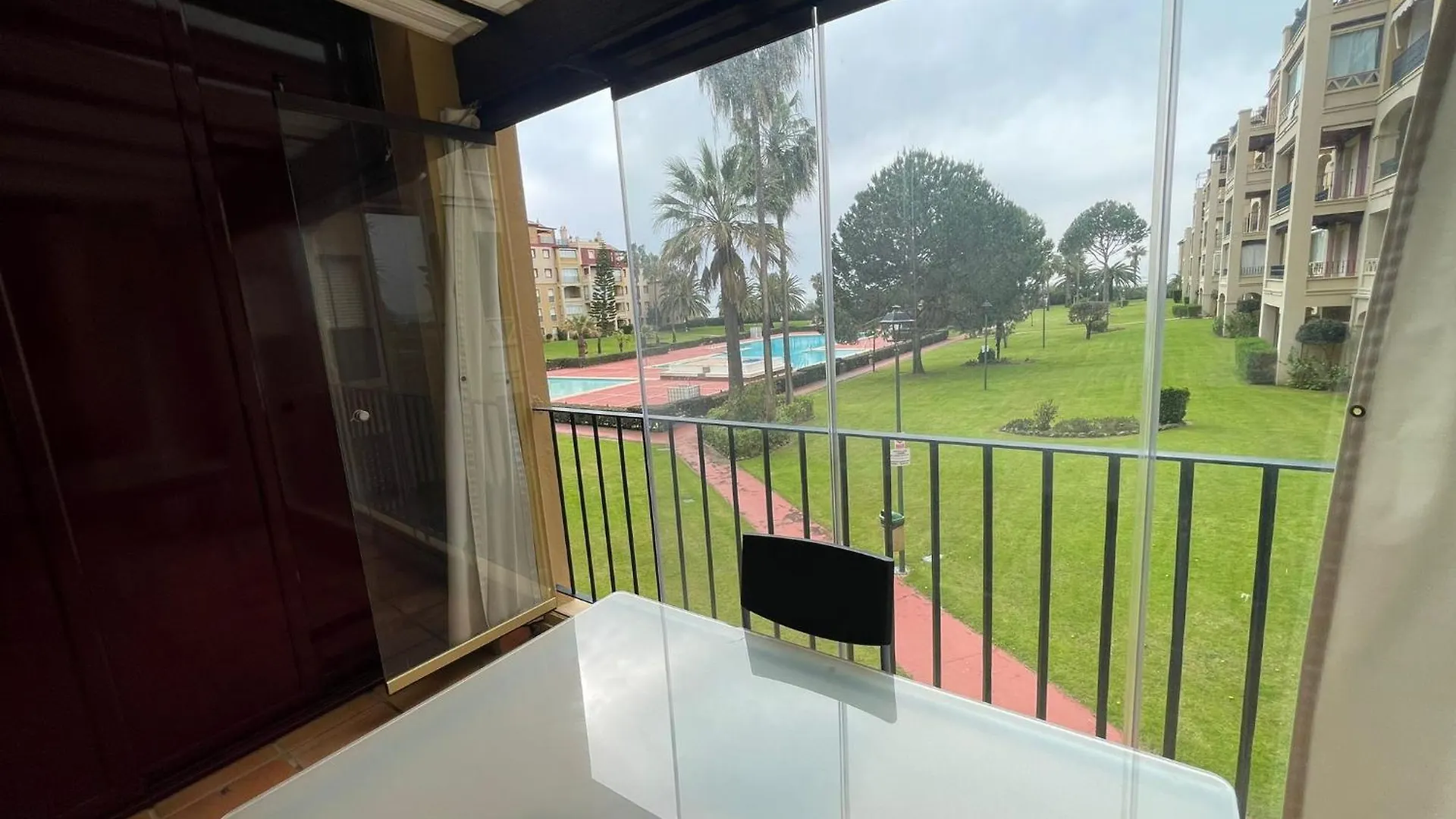 Apartamento Premium Un Dormitorio Alcaudon Isla Canela